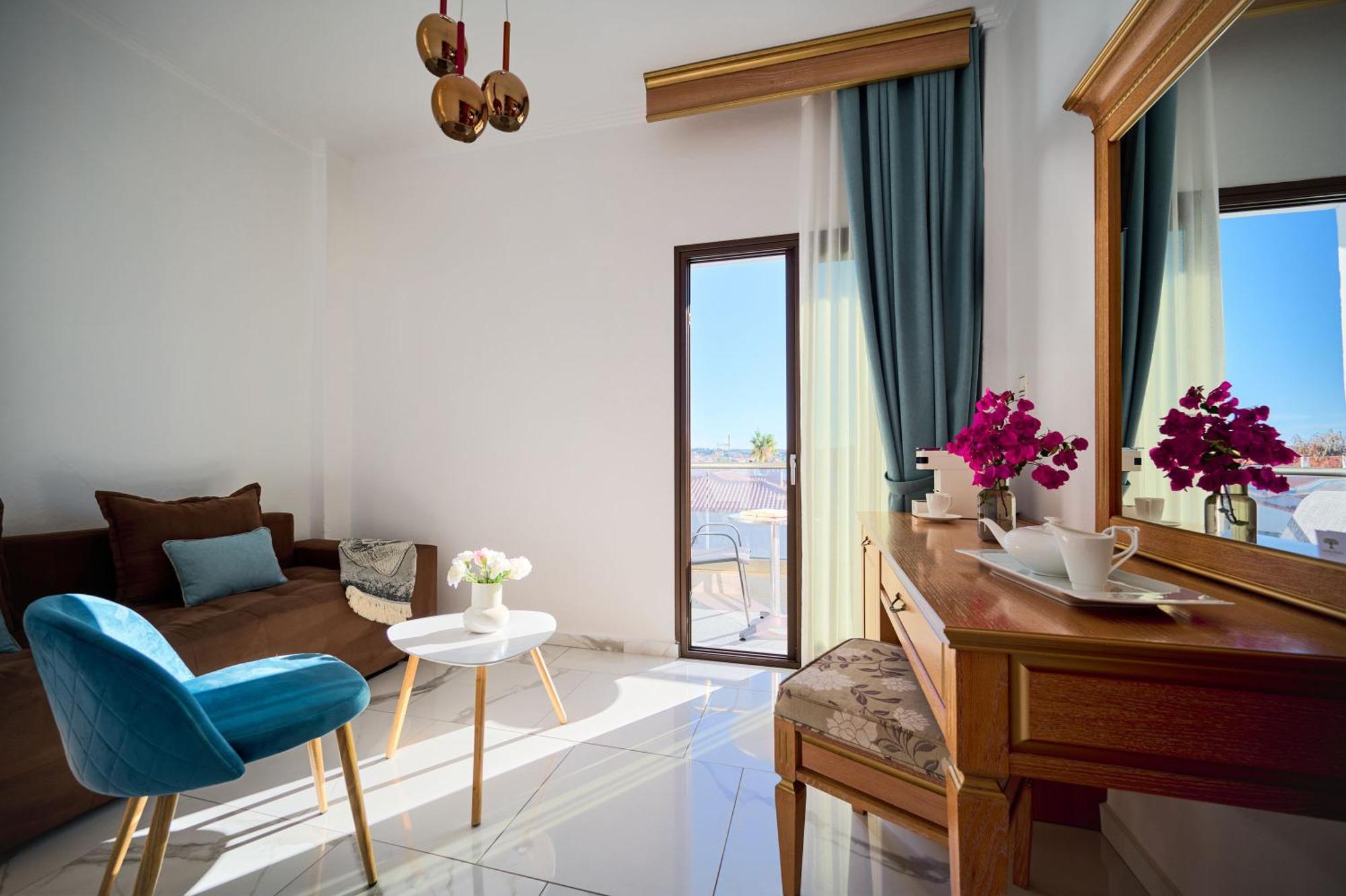 Evlogia Hotel Seafront And Anex By Greek Pride Фурка Экстерьер фото