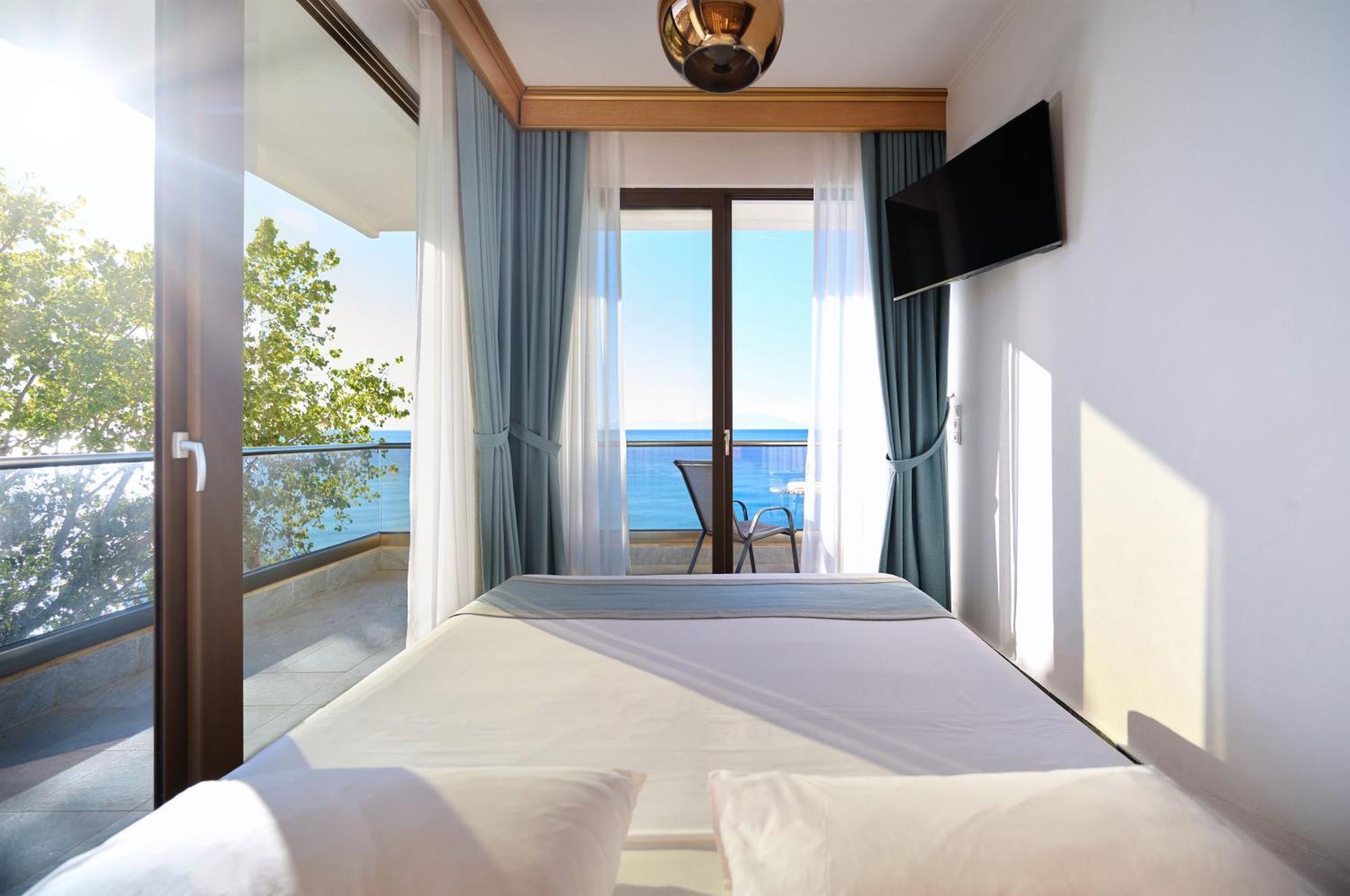 Evlogia Hotel Seafront And Anex By Greek Pride Фурка Экстерьер фото